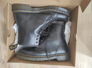 Botas originales Doctor Martens negras T 42. 