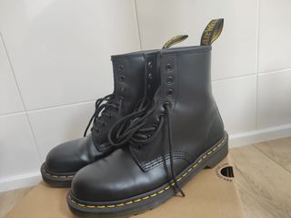 Botas originales Doctor Martens negras T 42. 