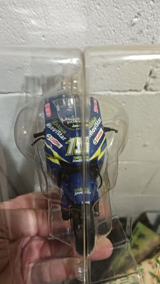 Honda rc 211 v 2004 Sete Gibernau 