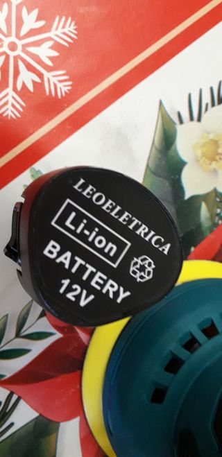 Pulidora inalámbrica a batería 