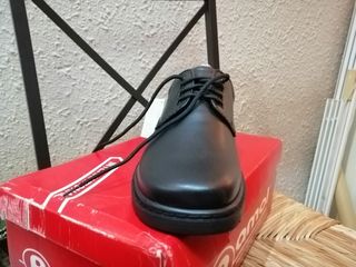 Zapatos de trabajo NUEVOS!