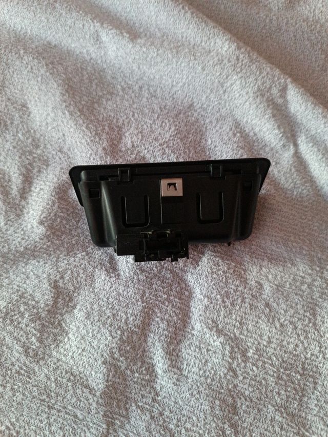 Pulsador maletero BMW e61