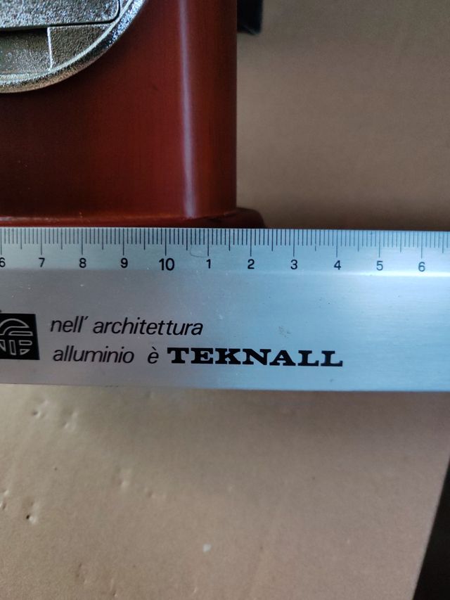 Orologio sveglia da tavolo