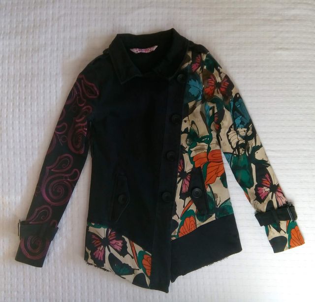 Giacca invernale con farfalle