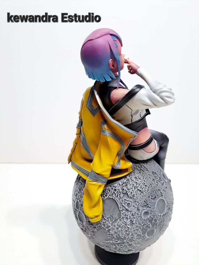 Figura Lucy ciberpunk