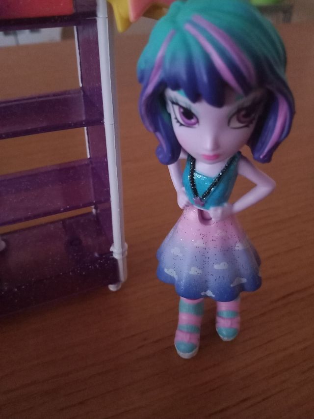 Muñeca Off the Hook.Estudio de moda