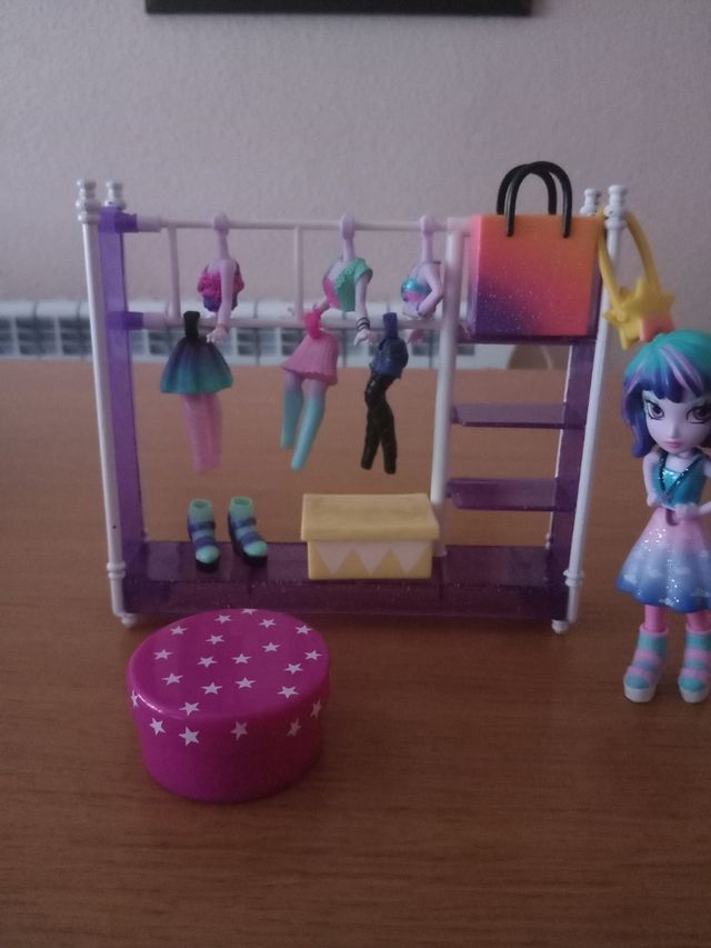 Muñeca Off the Hook.Estudio de moda