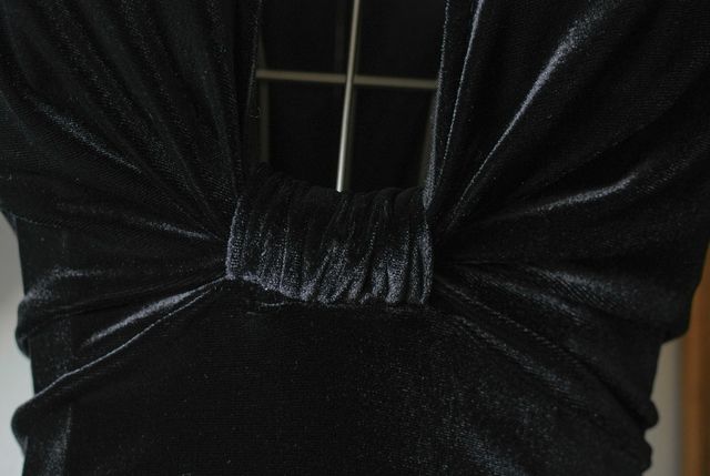 Abito velluto nero scollatissimo L dark