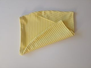 MiniFalda amarilla