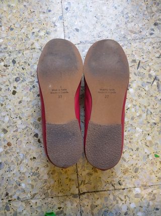 Manoletinas rojas de piel talla 37