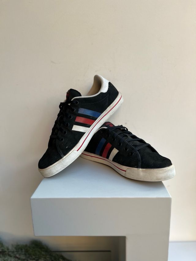 Zapatillas Adidas. Buen estado