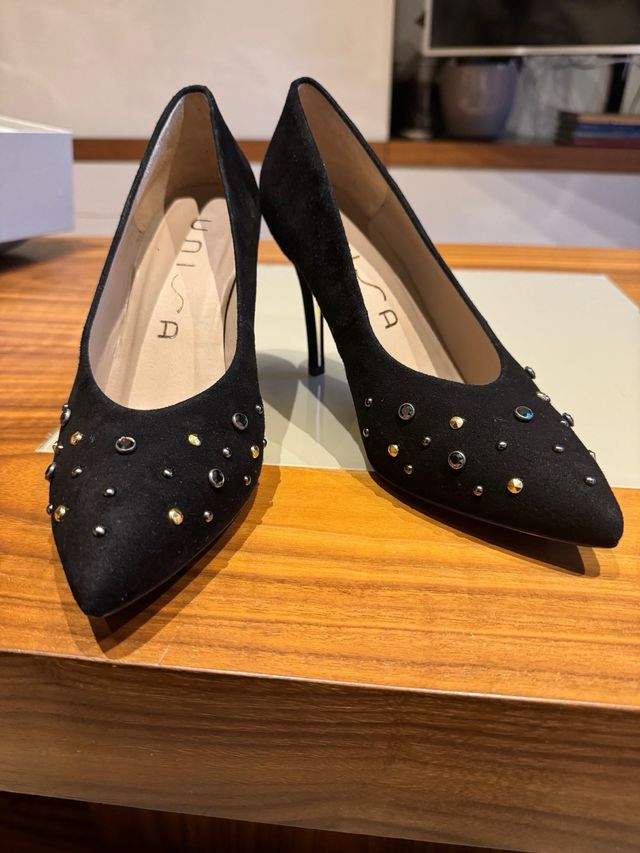 Zapato de salon Unisa