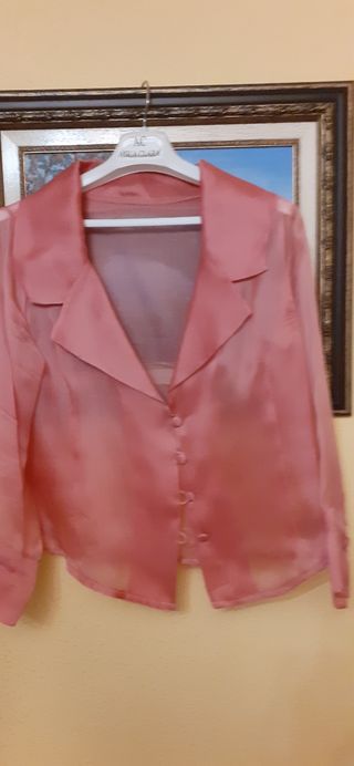 Conjunto de falda ,top y camisa de fiest