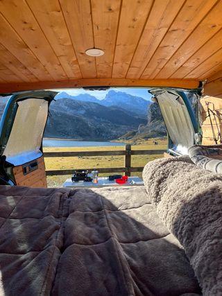 Alquiler Mercedes-Benz Vito Camper