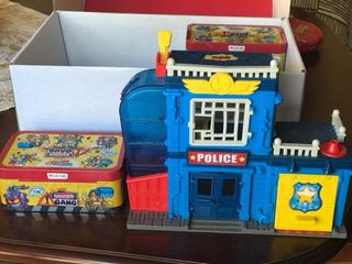 CAMION DE LOS SUPERZINGS