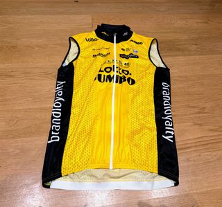 NUEVO , TALLA XXXXL. CHALECO LOTTO JUMBO