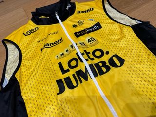 NUEVO , TALLA XXXXL. CHALECO LOTTO JUMBO