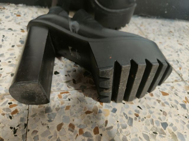 Botas plataforma y tacón número 38
