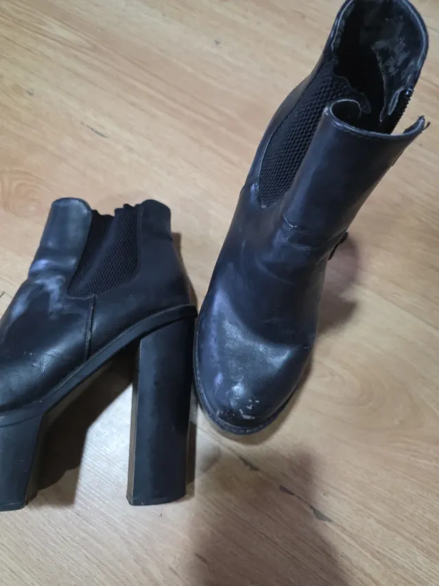 Botas plataforma y tacón número 38