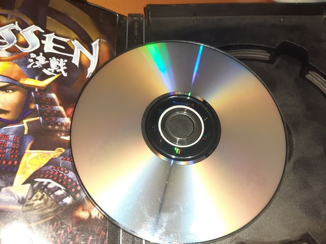 Disco y manual Kessen para PS2