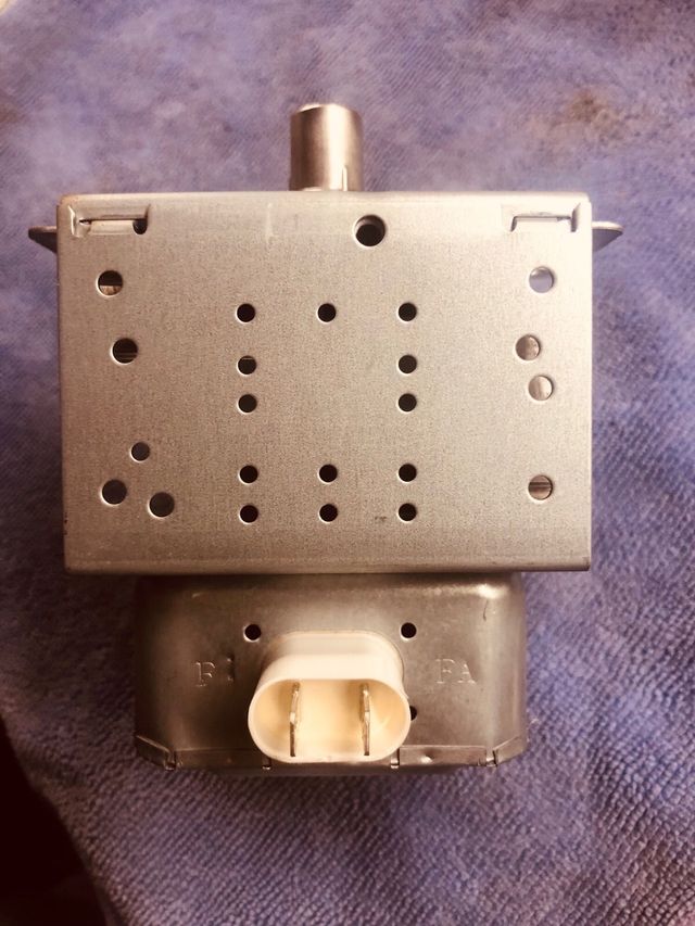 Microondas Cecotec despiece