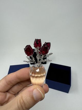 SWAROVSKI FIGURA DECORATIVA ROSE ROSSE - 627098
