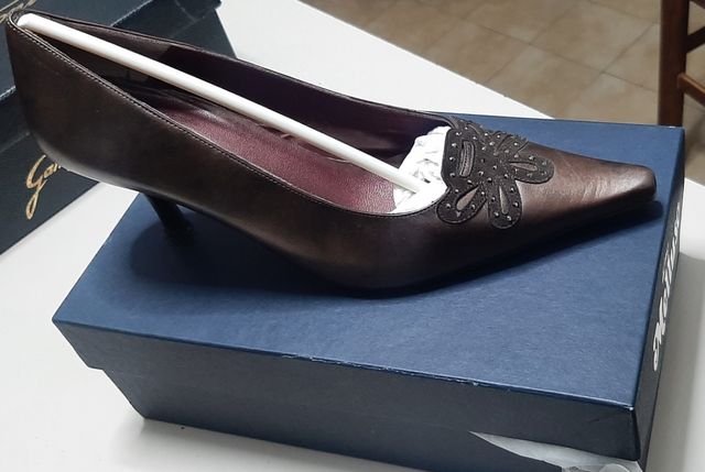 Dècolletè Melluso in pelle