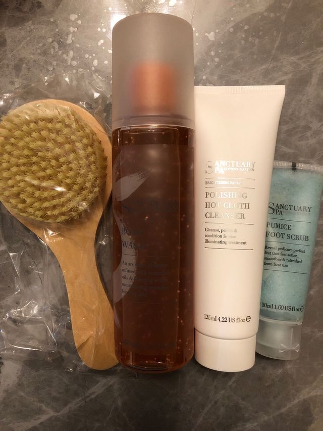 Sanctuary Spa UK  set cura corpo