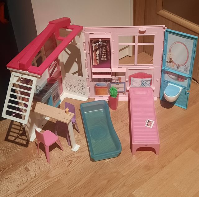 Juguete chalet de la Barbie