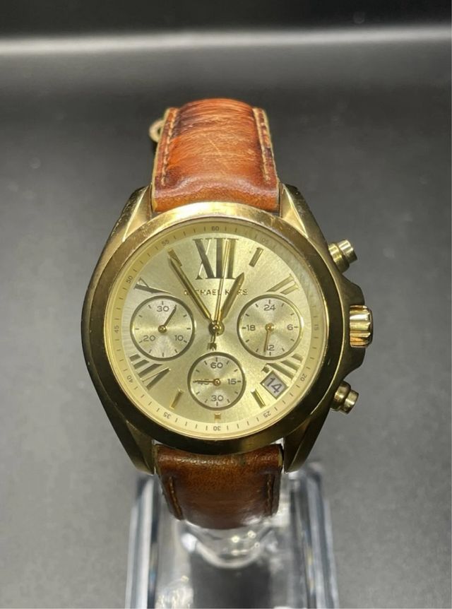 Reloj de seńora Michael Kors. Impecable