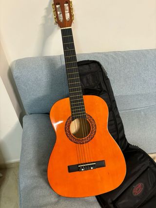 Guitarra española niña mas funda