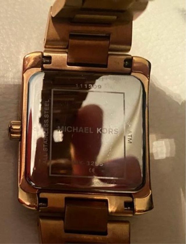 Michael Kors. Color Oro Rosa. Acero Inoxidable.