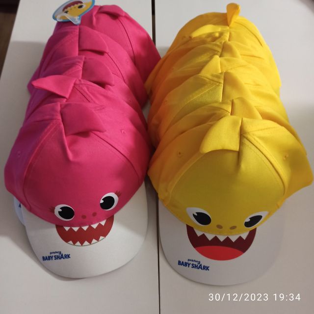 Set di 8 cappellini bambini