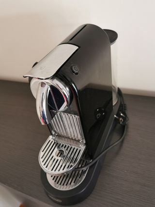 Cafetera Nespresso DeLonghi