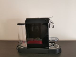 Cafetera Nespresso DeLonghi