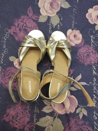 SANDALIAS PIEL ANDREAS A ESTRENAR