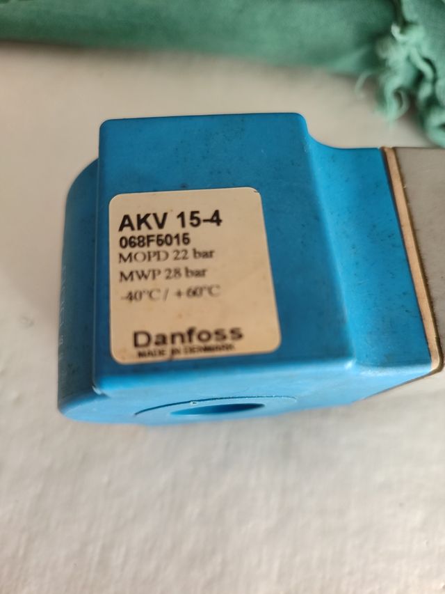 Válvula de expansión AKV 15-4