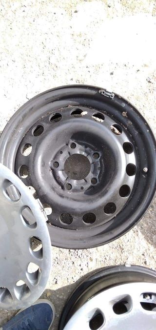 Cerchioni con copricerchio BMW