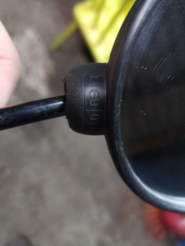 Specchietto retrovisore per moto