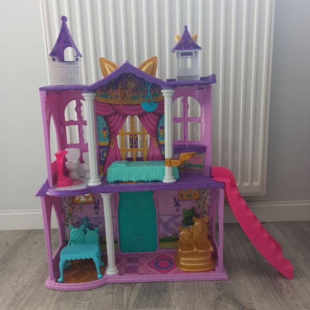 Castillo Echantimals