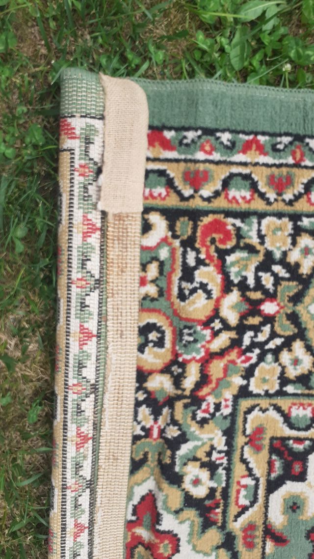 Alfombras verdes salón