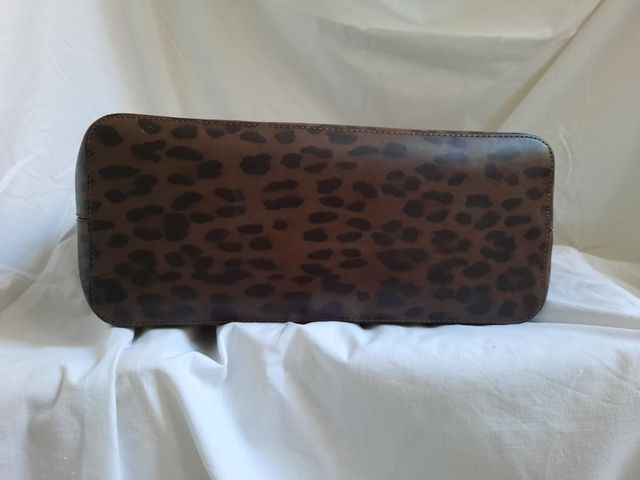 Bolso piel tote Furla animal print perfecto estado