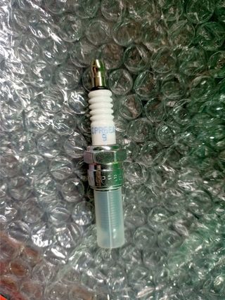 BUJIAS PARA MOTO / QUAD NGK