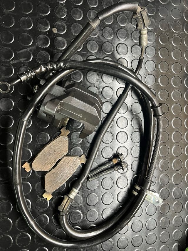 pinza trasera Tmax 530