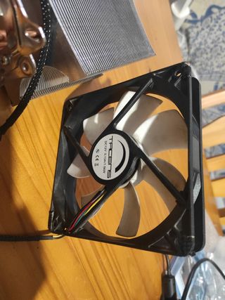 Tacens CPU cooler varios sockets