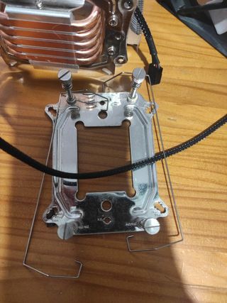 Tacens CPU cooler varios sockets