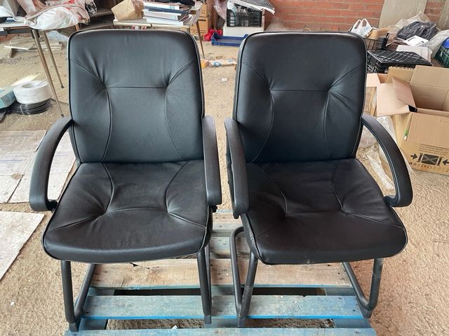 Sillas de cuero