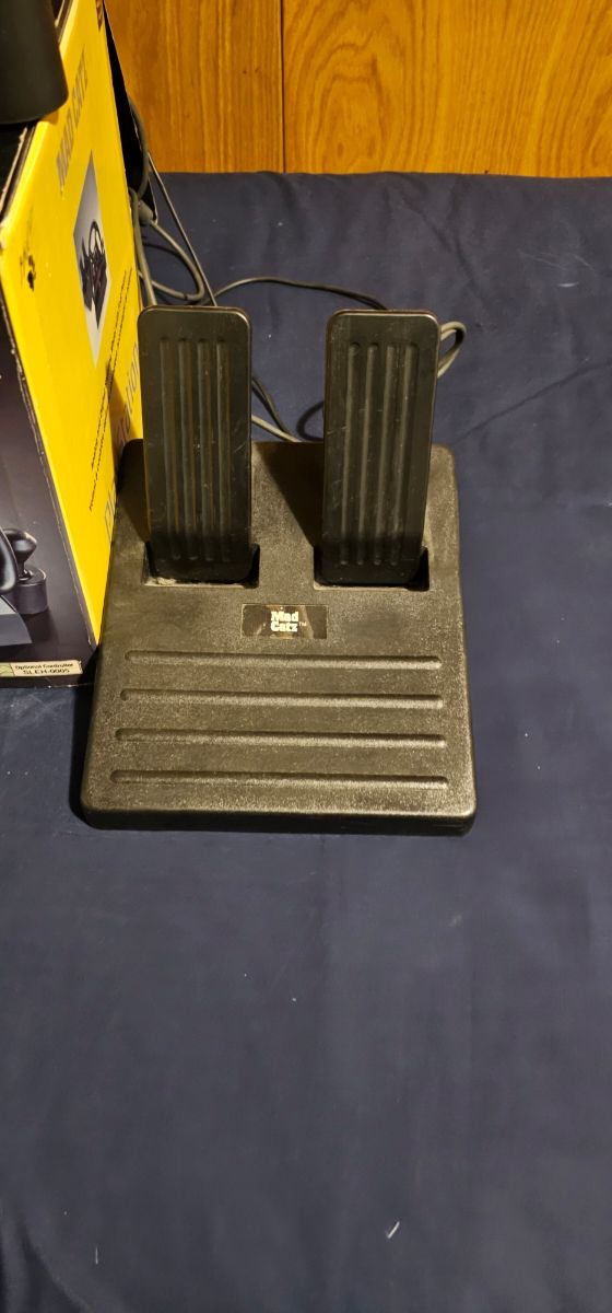 Volante ps1 Mad Catz