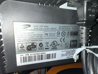 Samsung syncmaster 943n