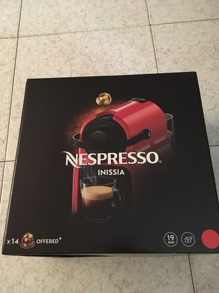 Cafetera Nespresso Inissia roja